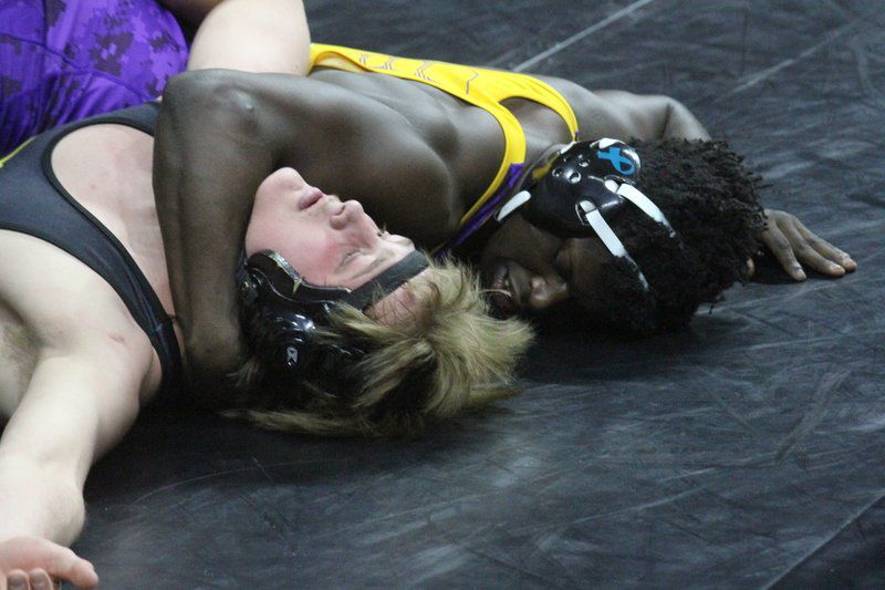 Barry brings home 7th in Class 3A at 195 pounds